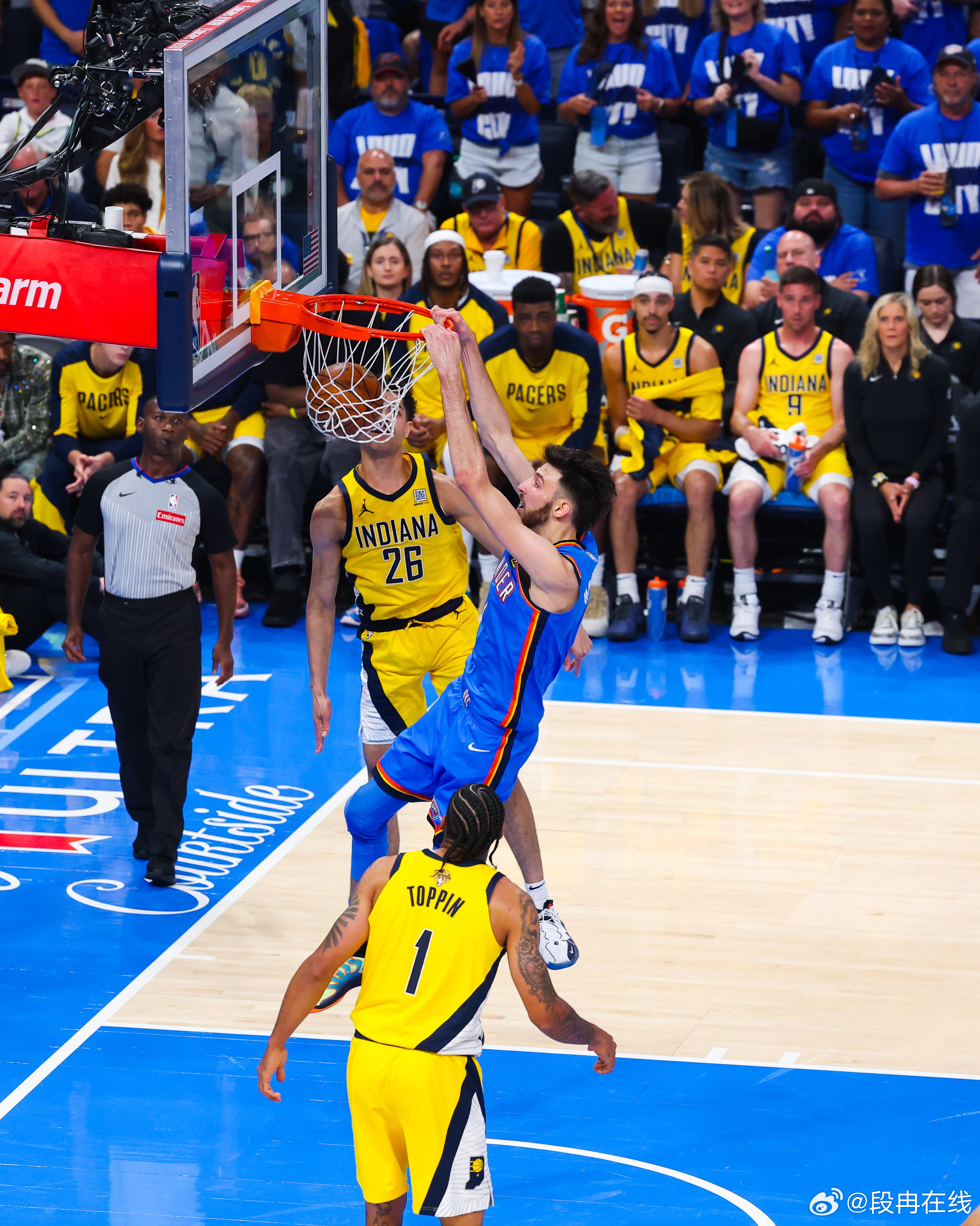 集结日NBA总决赛焦点战，巴塞罗那豪取连胜，震撼外界，身体对抗强度拉满的简单介绍